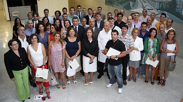 Palacios asiste a la toma de posesión de 75 profesionales del SMS - 1, Foto 1