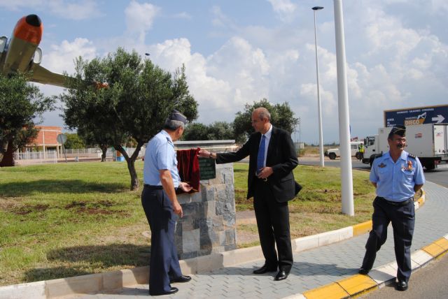 Un avión C-101 como símbolo de los vínculos entre la AGA y San Javier - 2, Foto 2