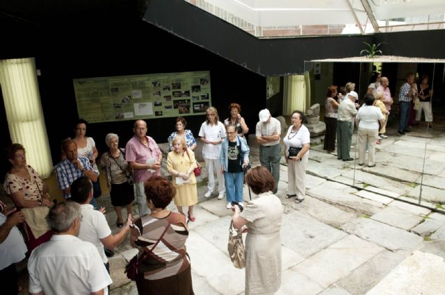 400 mayores visitan gratis los centros de Puerto de Culturas para celebrar su Día - 4, Foto 4
