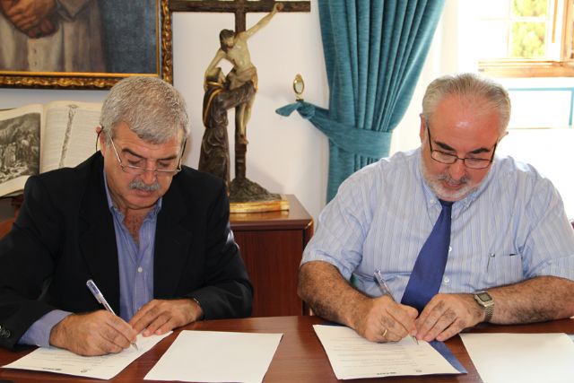 La UCAM firma un convenio de colaboración con la Federación de Sindicatos Independientes de Enseñanza (FSIE) - 1, Foto 1