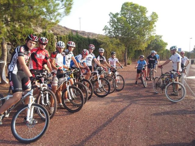 29 jóvenes participan en el Trofeo Interescuelas de Mountain Bike de los Juegos - 1, Foto 1