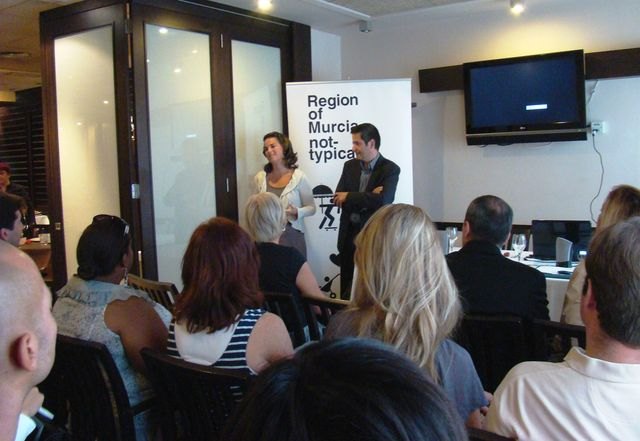 Un total de 14 turoperadores especializados en turismo idiomático visitan la Región - 1, Foto 1