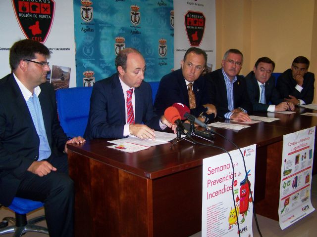 Águilas acoge desde hoy y hasta el viernes la 'Semana de la Prevención de Incendios 2011' - 1, Foto 1