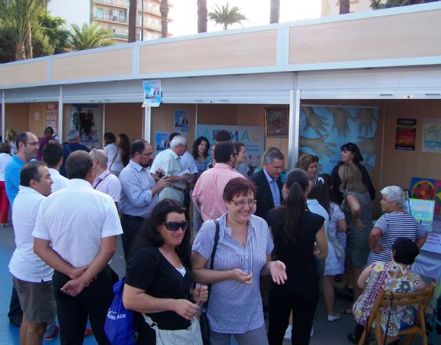 Una veintena de asociaciones, empresas y entidades participan desde hoy en la 'I Feria Sociosanitaria de Águilas' - 1, Foto 1