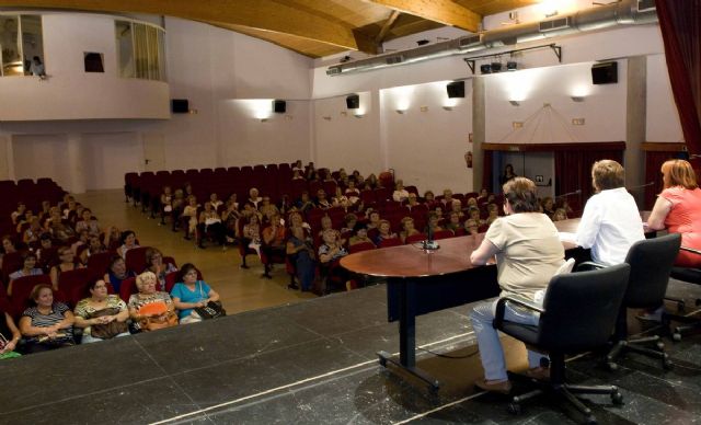 Ocio y formación conforman la oferta de actividades de la Concejalía de la Mujer - 1, Foto 1