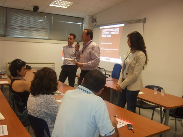 Cerca de ochenta personas amplían sus conocimientos sobre el uso y aprovechamiento de las nuevas tecnologías aplicadas a la empresa, Foto 3