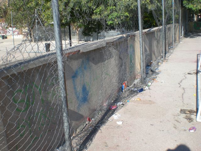 El PSOE llama la atención sobre importantes deficiencias en IES del municipio - 1, Foto 1