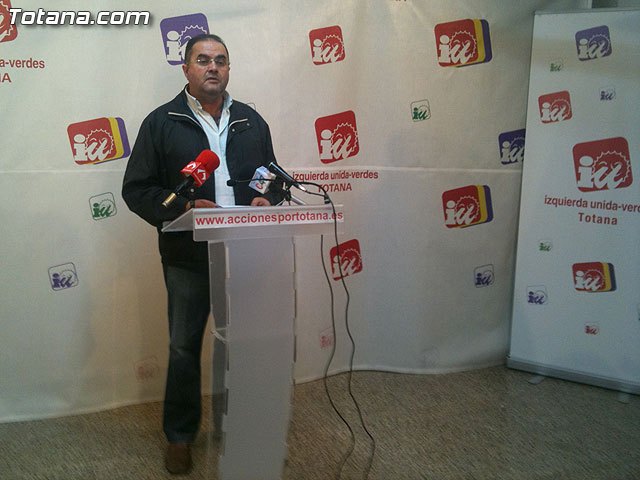 Cánovas insta a la Alcaldesa a solucionar el problema de la Recogida de Basura, Foto 1