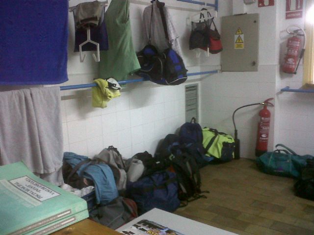 El Grupo Municipal Socialista denuncia la falta de seguridad en los vestuarios de la piscina del Infante - 1, Foto 1