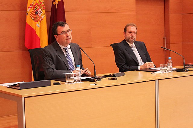 Luz verde a la tramitación de la Ley de Autoridad Docente de la Región de Murcia - 1, Foto 1