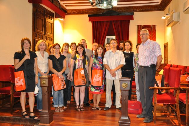 El alcalde de Mula recibe en el Ayuntamiento a una delegación integrante del Proyecto Comenius de Intercambio Escolar - 2, Foto 2