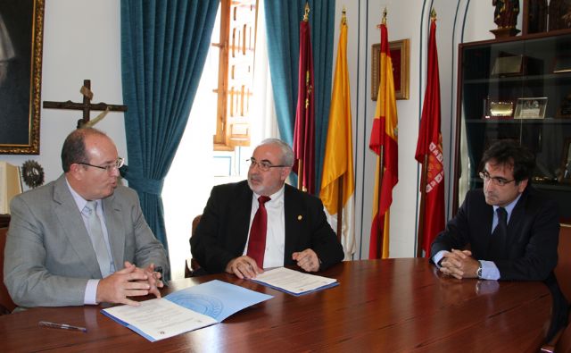 La UCAM firma un convenio de colaboración con ASPRAMUR - 1, Foto 1
