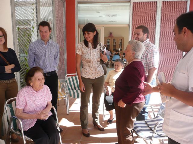 Veracruz: mientras que el Gobierno socialista ha dado vida a la Ley de Dependencia para aportar dignidad a las personas más vulnerables, con el PP sólo aporta incertidumbre sobre su continuidad - 1, Foto 1