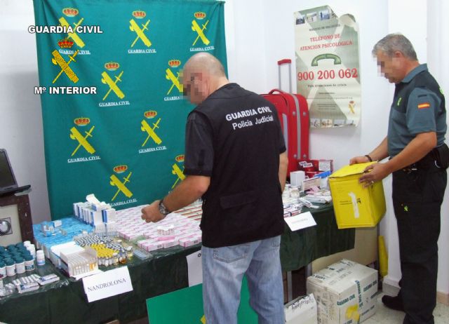 La Guardia Civil desmantela una organización delictiva dedicada al tráfico ilegal de medicamentos - 2, Foto 2