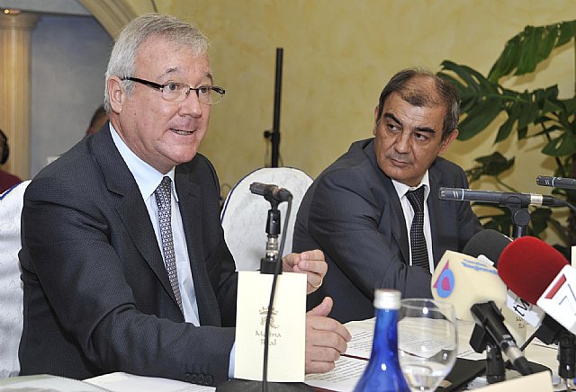 Valcárcel ensalza el importante crecimiento de las cooperativas en la Región y su función como fuente de empleo estable y de calidad - 1, Foto 1