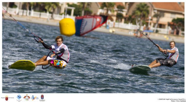 El estadounidense Damien Leroy lidera el I Mundial de Kite Cross tras la segunda jornada de competición - 3, Foto 3