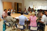 La alcaldesa y la concejal de Relaciones Vecinales se renen con los vecinos de Lbor