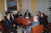El Ayuntamiento y ASEMOL presentan al delegado del Gobierno el proyecto de un puerto seco para Lorqu
