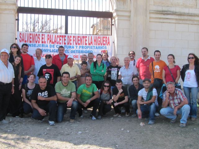 IU-Verdes organiza una marcha por la protección del palacete de Fuente Higuera - 1, Foto 1