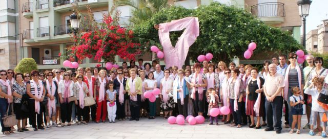 Más de 100 mujeres lumbrerenses participan en la IV Marcha Popular con motivo del Día Internacional Contra el Cáncer de Mama - 1, Foto 1