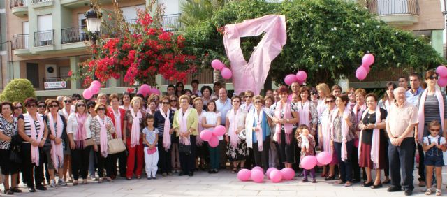 Más de 100 mujeres lumbrerenses participan en la IV Marcha Popular con motivo del Día Internacional Contra el Cáncer de Mama - 2, Foto 2