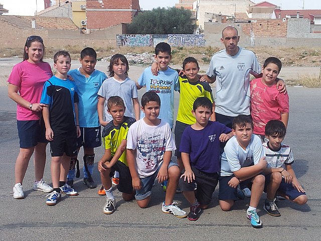 Crónica de los partidos disputados por los equipos CFS Capuchinos sénior masculino, alevín y benjamín del pasado fin de semana, Foto 1