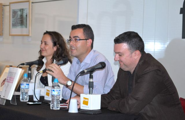 Docentes de la UCAM presentan el libro `Redes Sociales para estudiantes de Comunicación´ - 1, Foto 1