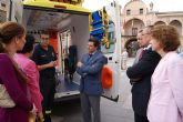 El Servicio Municipal de Emergencias recibe una ambulancia de Peugeot España