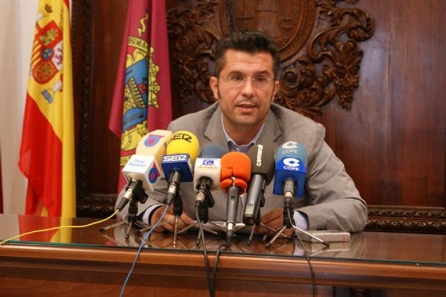 El Ayuntamiento solicita al Gobierno Central una batería de medidas fiscales para ayudar a los damnificados por los terremotos - 1, Foto 1