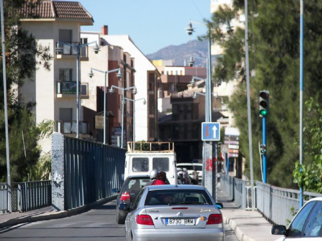 El Ayuntamiento de Archena sustituirá las luminarias actuales de los semáforos por lámparas LED para ahorrar consumo de electricidad - 1, Foto 1