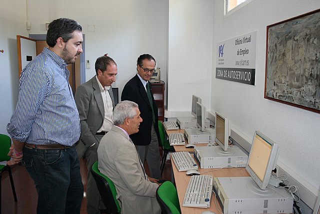 La Comunidad dota a Santomera de una oficina de empleo virtual para facilitar el asesoramiento y la información laboral a sus ciudadanos - 1, Foto 1