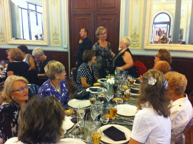 Los Centros de la Mujer rinden un homenaje a María del Carmen Pelegrín - 3, Foto 3