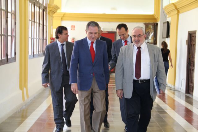 La UCAM y Banco Santander aúnan sus fuerzas - 2, Foto 2