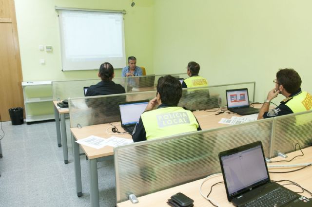 Policías locales perfeccionan las técnicas de reconstrucción de accidentes de tráfico - 2, Foto 2