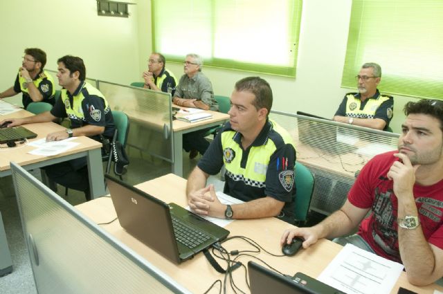 Policías locales perfeccionan las técnicas de reconstrucción de accidentes de tráfico - 3, Foto 3