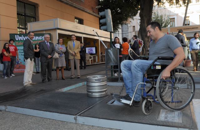 La Universidad de Murcia inaugura la Feria de Bienvenida 2011 - 4, Foto 4
