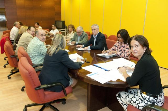 Dictamen favorable de la Comisión de Hacienda a la actualización de tributos - 2, Foto 2