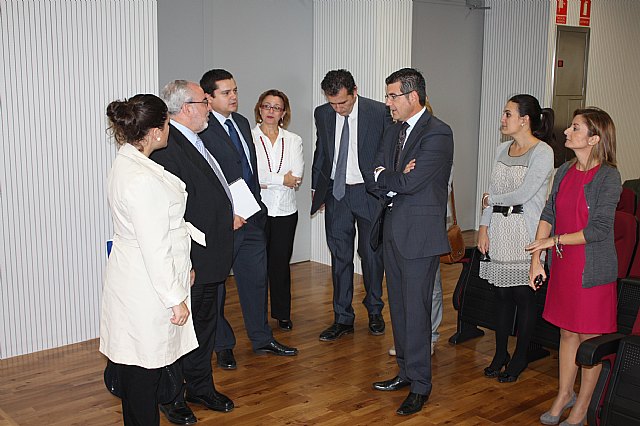 Firma de convenio entre el Ayuntamiento de Torre-Pacheco y la UCAM - 2, Foto 2