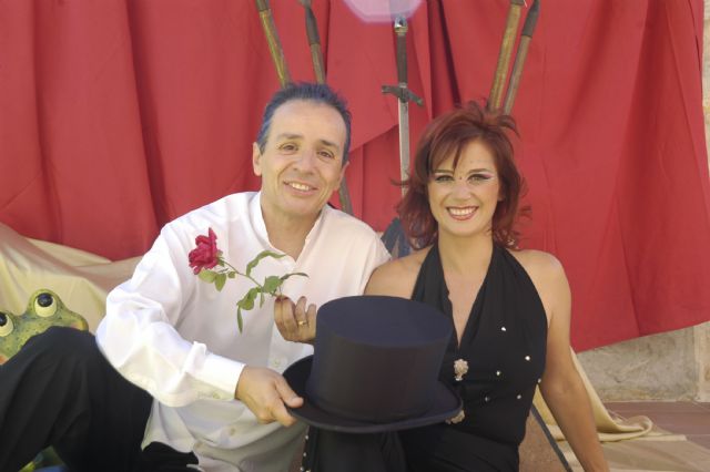 Los manchegos Carlos y Ana presentan LA MAGIA DEL SIGLO XXI el sábado 22 de octubre en el Teatro Villa de Molina - 2, Foto 2