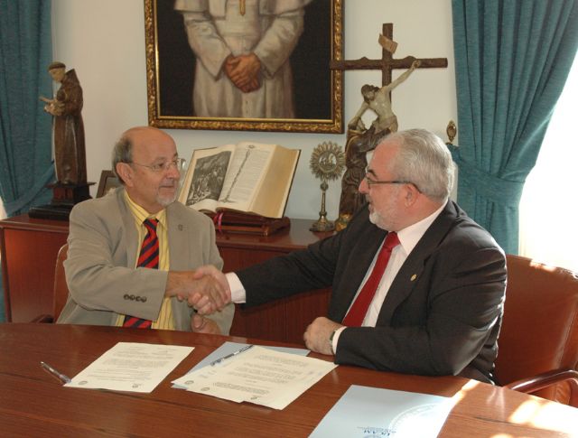 La UCAM firma un convenio con el Colegio Oficial de Licenciados y Doctores en Filosofía y Letras y en Ciencias de Alicante - 1, Foto 1