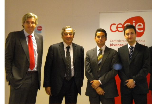 Juan Rosell anima a los jóvenes empresarios a tener una participación más activa en las organizaciones empresariales - 2, Foto 2