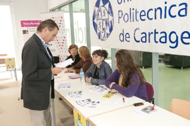 Cerca de 30.000 personas colaboran en programas de voluntariado en la Región - 1, Foto 1