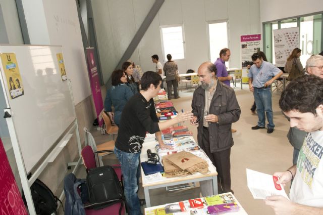 Cerca de 30.000 personas colaboran en programas de voluntariado en la Región - 5, Foto 5