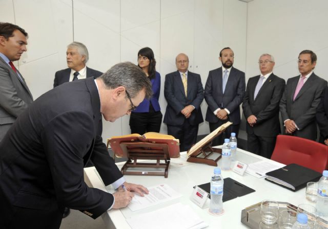 Toman posesión cinco vocales del Consejo Social de la Universidad de Murcia - 1, Foto 1