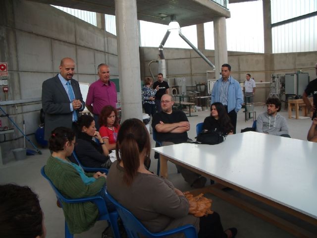 Quince alumnos comienzan el curso de soplado de vidrio - 2, Foto 2