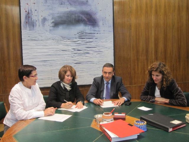 El Secretario de Estado de Medio Rural y Agua analiza con las presidentas de las Confederaciones Hidrográficas del Tajo y del Segura la elaboración de los planes de cuenca - 1, Foto 1