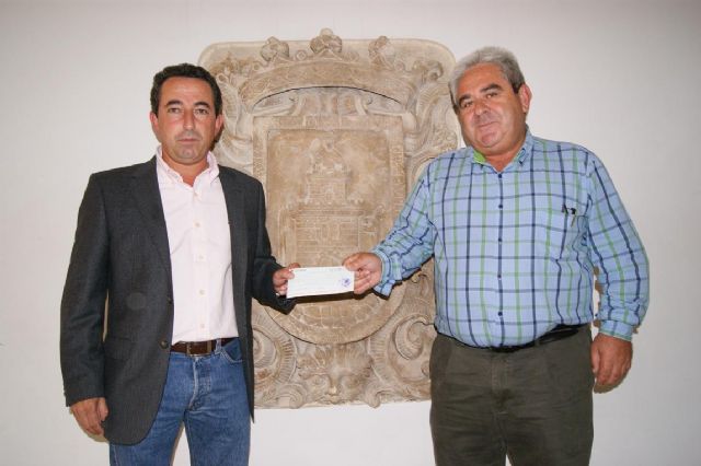La empresa Melones Bollo dona 1.500 euros a la Mesa Solidaria - 1, Foto 1