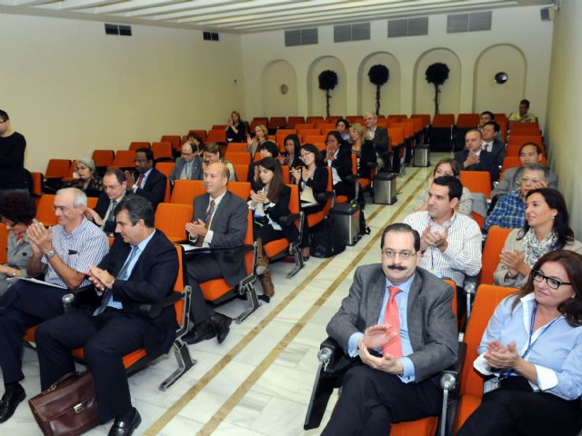 La Universidad de Murcia coordinará programas de movilidad con Asia y con el norte de África - 1, Foto 1