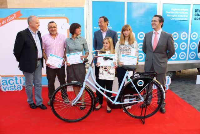 El Alcalde entrega los premios a los activistas implicados en mejorar la imagen de la ciudad - 1, Foto 1