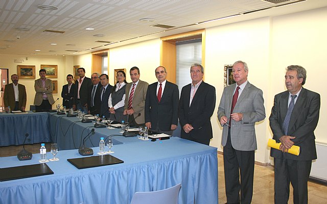 Valcárcel lanza una campaña en Bruselas para que se retire la propuesta de la Política Agraria Común - 1, Foto 1